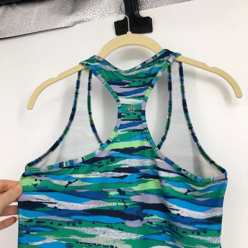 Lululemon Cool Racerback blue green  print Seven Wonders Multi ~ Small - Picture 9 of 16